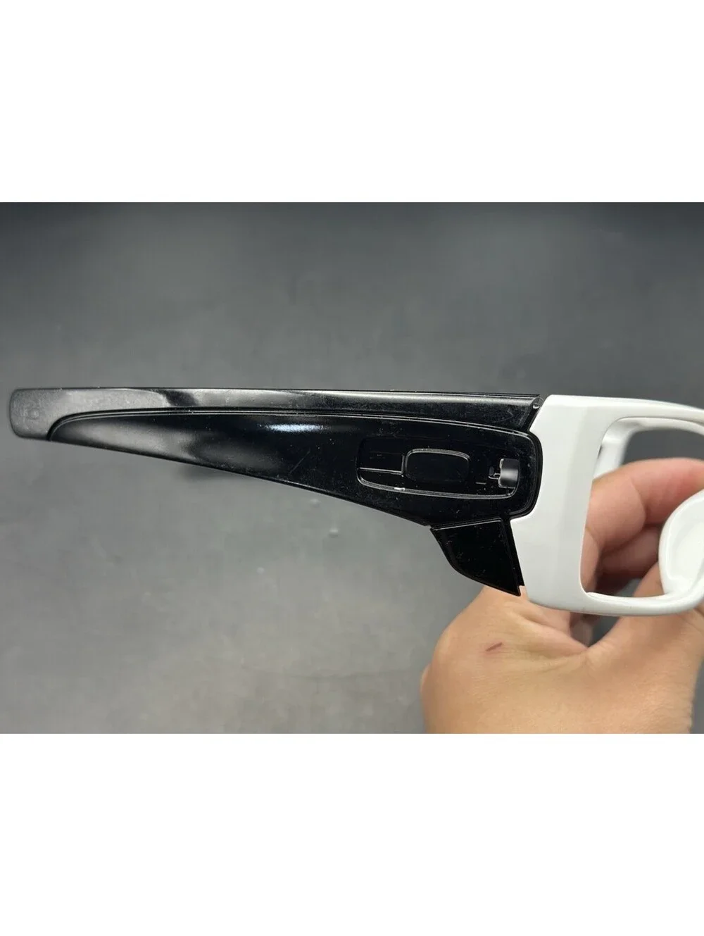 Oakley Batwolf Polished White/Black Frame